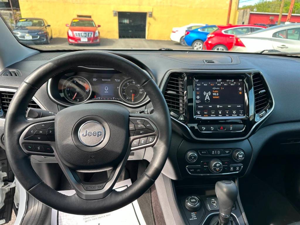 used 2019 Jeep Cherokee car, priced at $17,995
