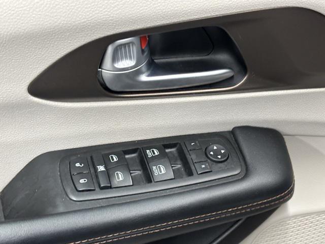 used 2017 Chrysler Pacifica car, priced at $12,999