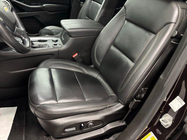 used 2022 Chevrolet Traverse car, priced at $24,999