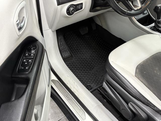 used 2019 Jeep Compass car, priced at $9,999