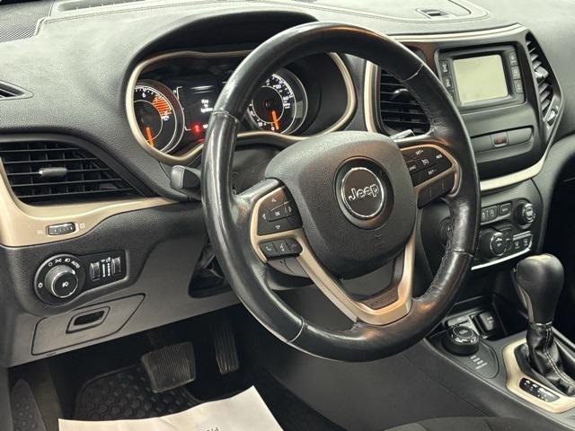 used 2016 Jeep Cherokee car, priced at $9,999