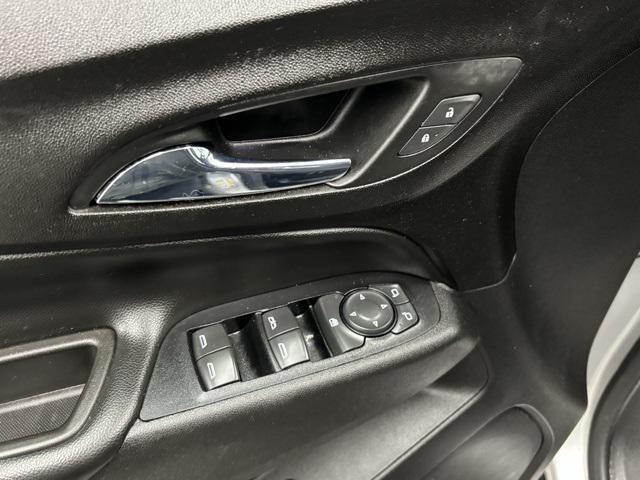 used 2020 Chevrolet Equinox car, priced at $13,999