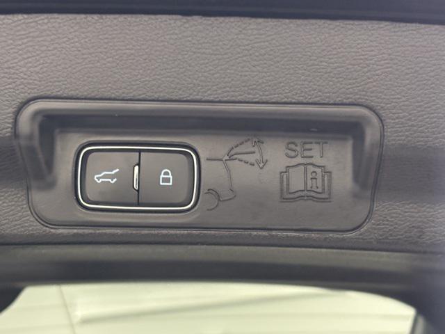 used 2022 Ford Explorer car, priced at $24,999