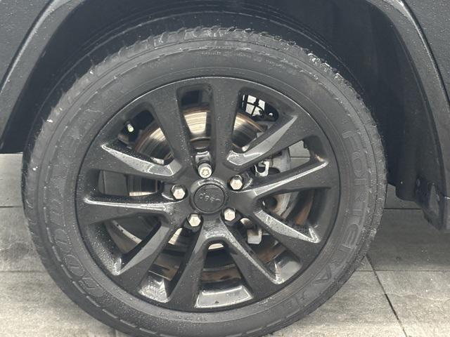 used 2018 Jeep Grand Cherokee car, priced at $12,999