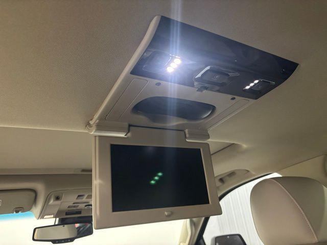 used 2016 Cadillac Escalade car, priced at $25,999