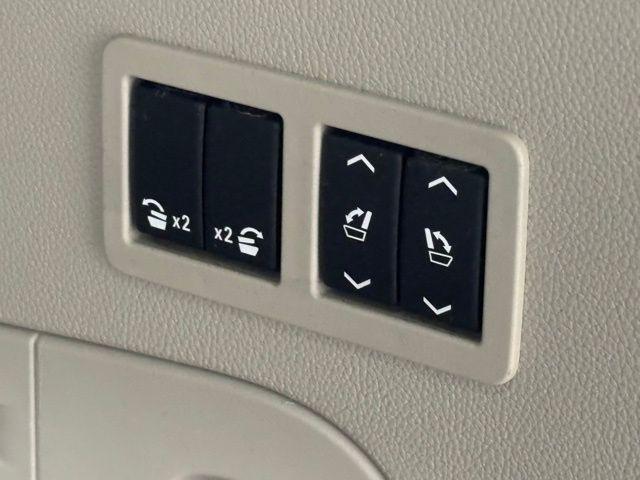 used 2016 Cadillac Escalade car, priced at $25,999