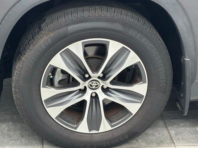 used 2023 Toyota Highlander Hybrid car, priced at $38,999