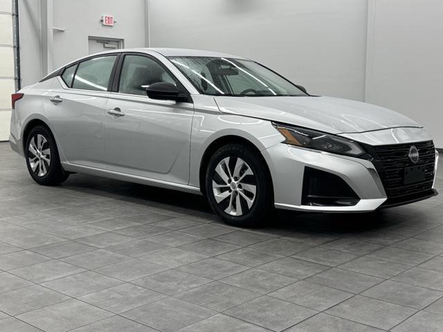 used 2024 Nissan Altima car, priced at $17,294