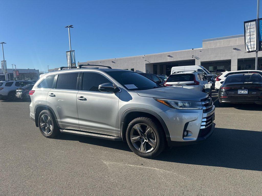 used 2018 Toyota Highlander car, priced at $28,888