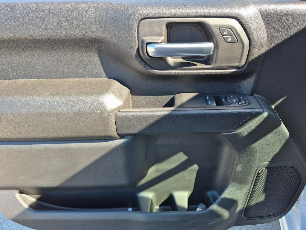 new 2025 Chevrolet Silverado 2500 car, priced at $57,212