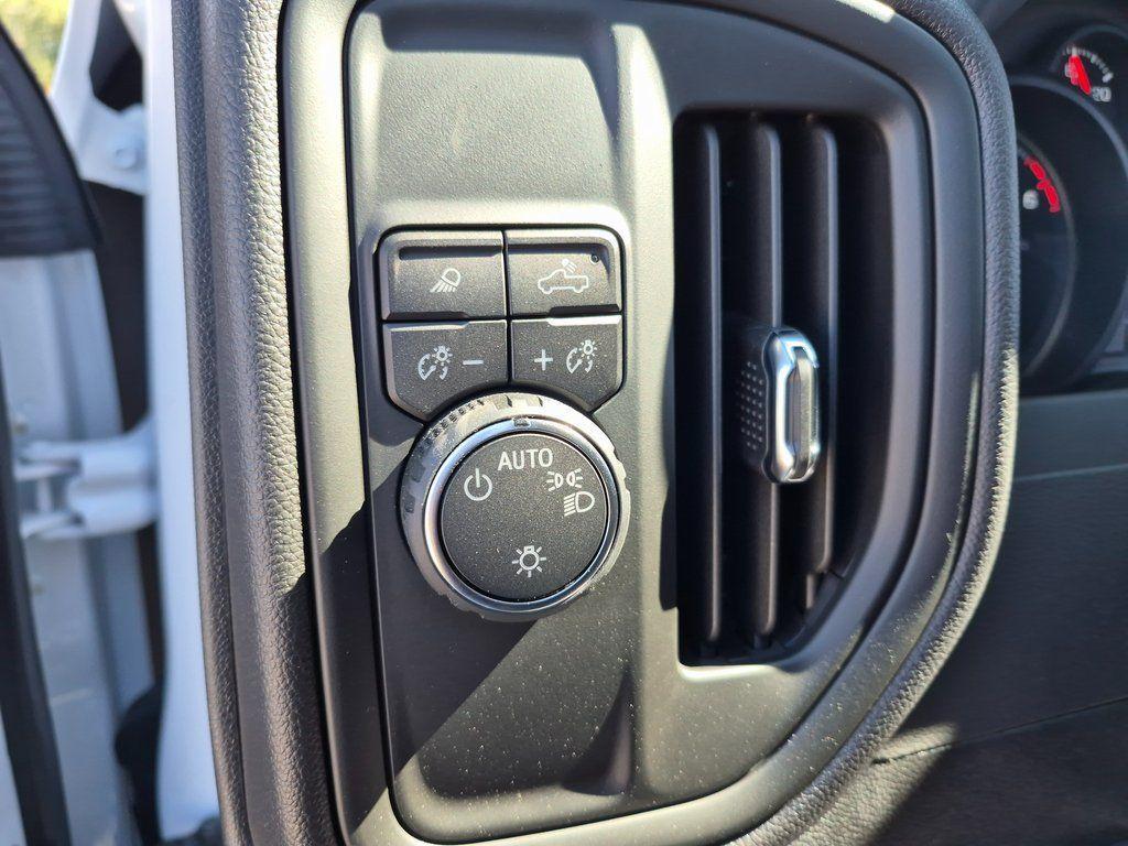 new 2025 Chevrolet Silverado 2500 car, priced at $57,212