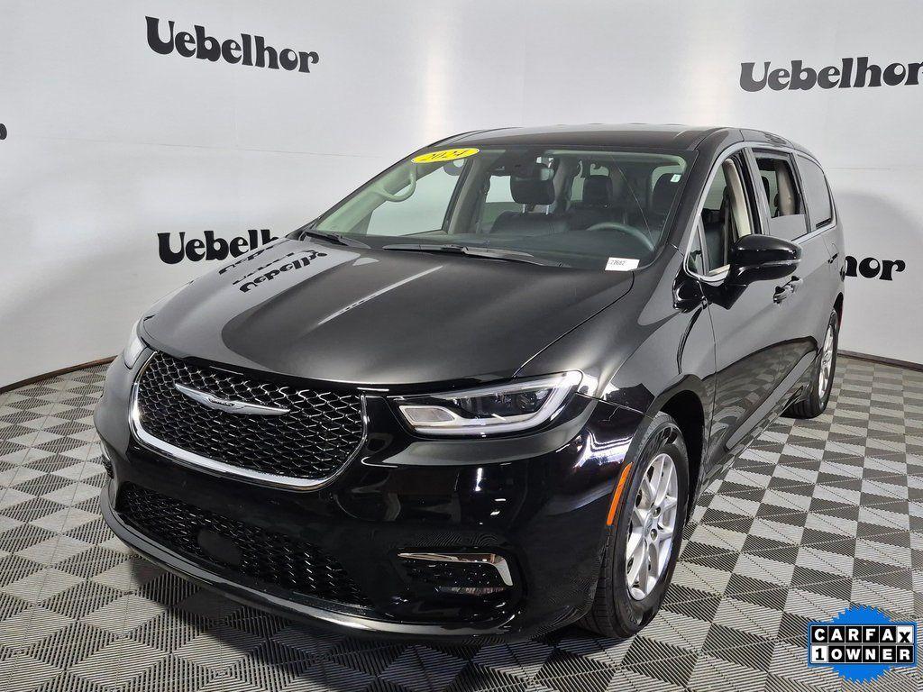 used 2024 Chrysler Pacifica car, priced at $26,385