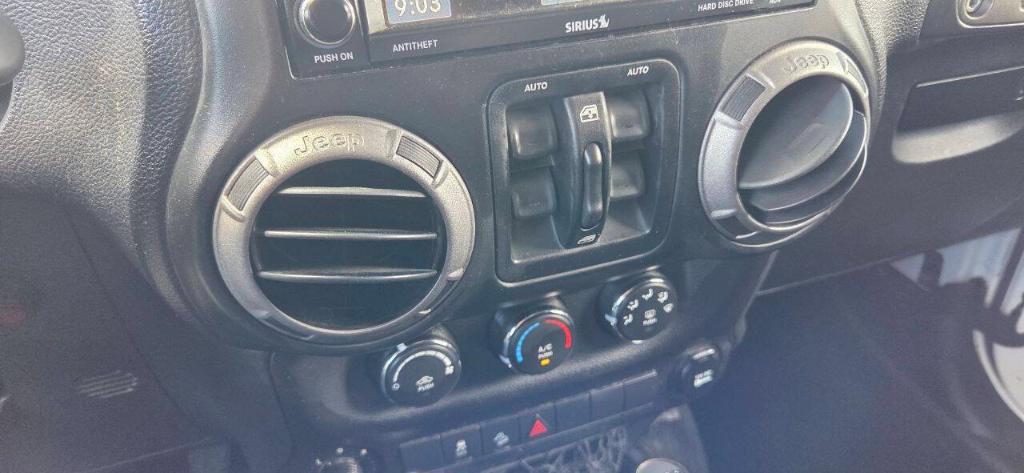 used 2014 Jeep Wrangler Unlimited car, priced at $15,995