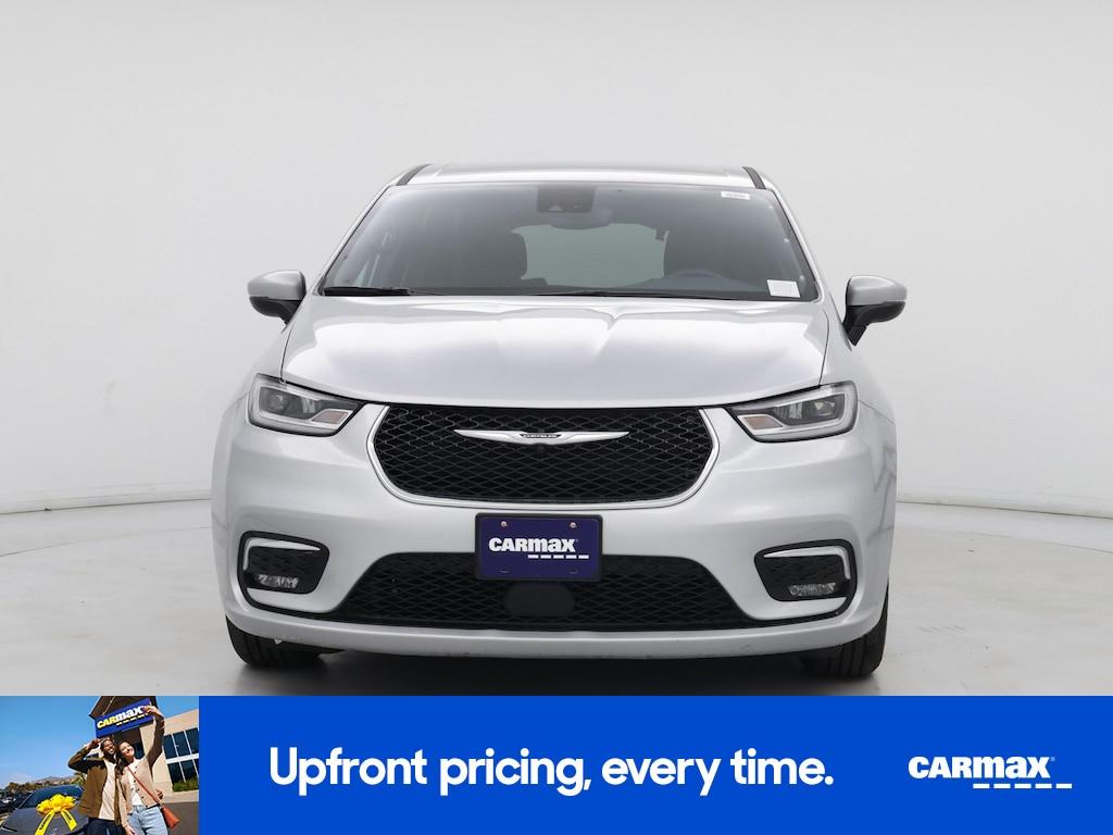 used 2023 Chrysler Pacifica car, priced at $29,998