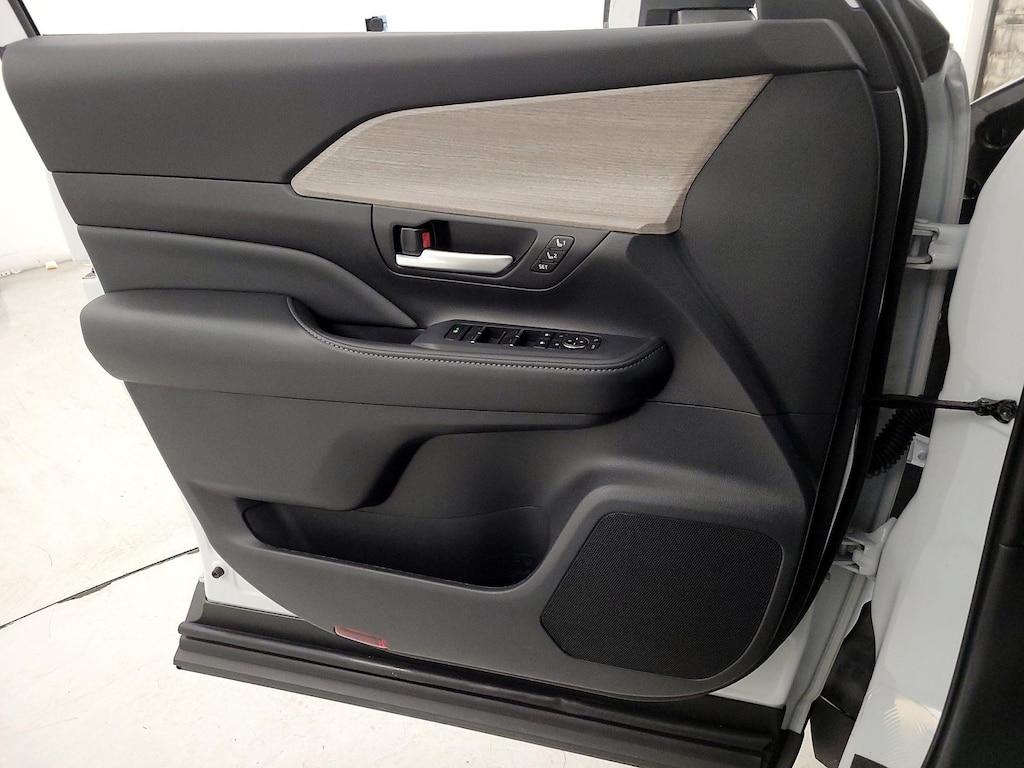 used 2026 Toyota Grand Highlander car, priced at $60,998