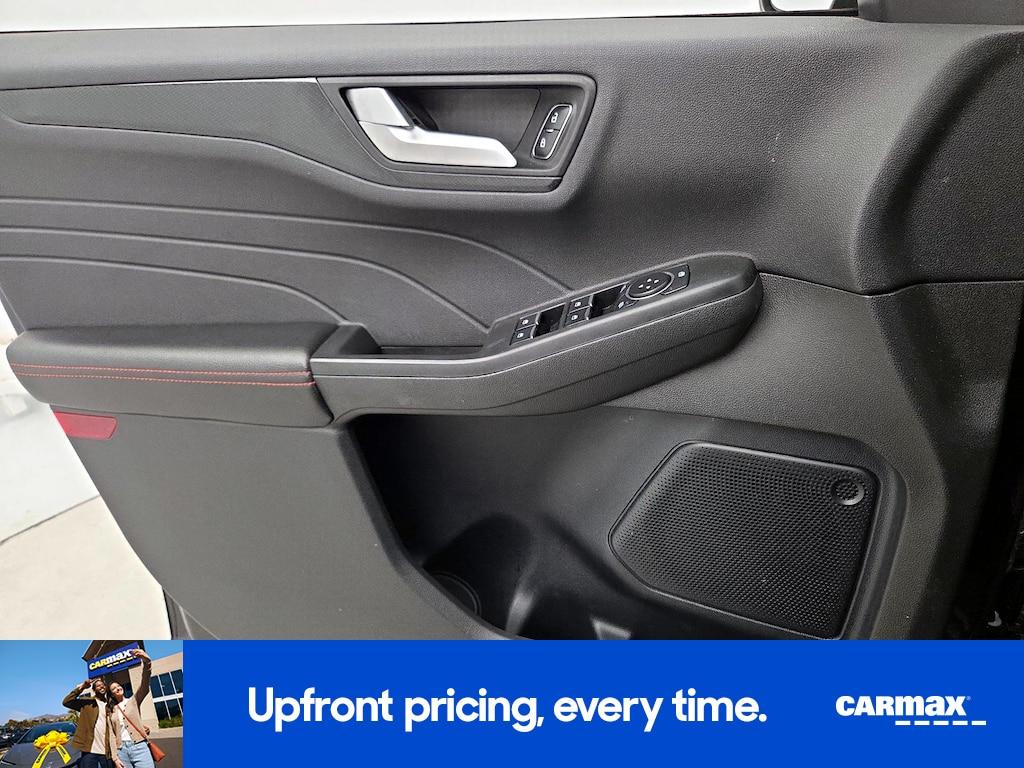 used 2023 Ford Escape car, priced at $19,998