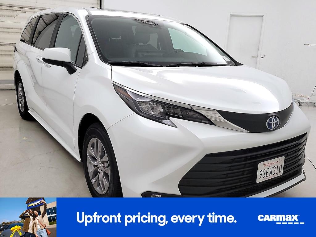 used 2025 Toyota Sienna car, priced at $49,998