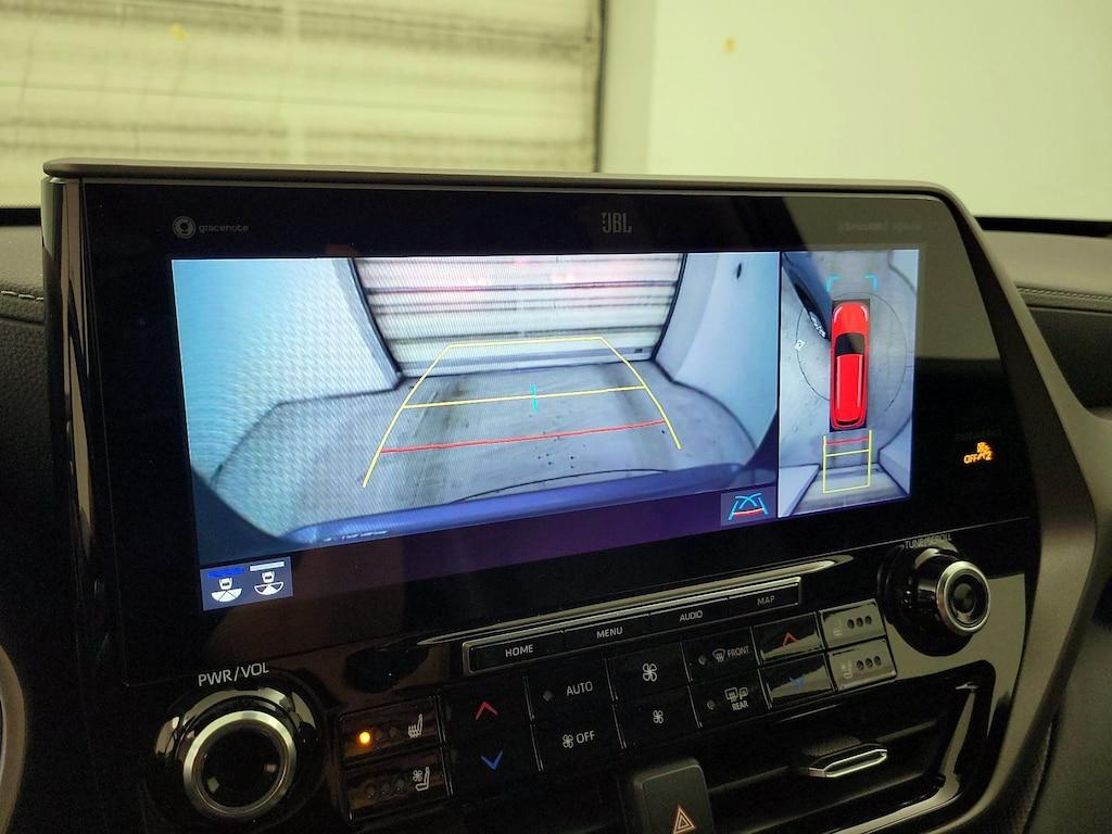 used 2022 Toyota Highlander car, priced at $36,998