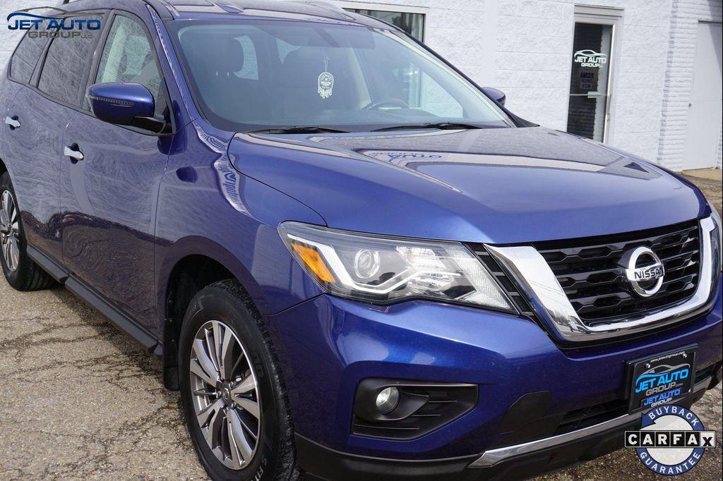 used 2020 Nissan Pathfinder car, priced at $15,977