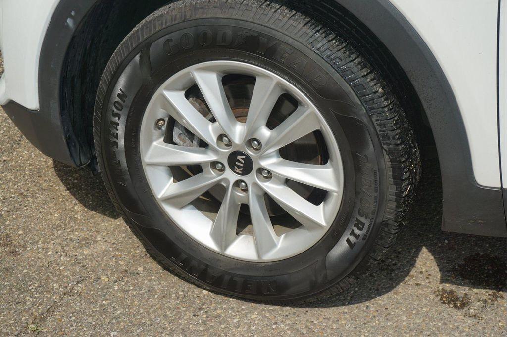 used 2019 Kia Sorento car, priced at $15,977