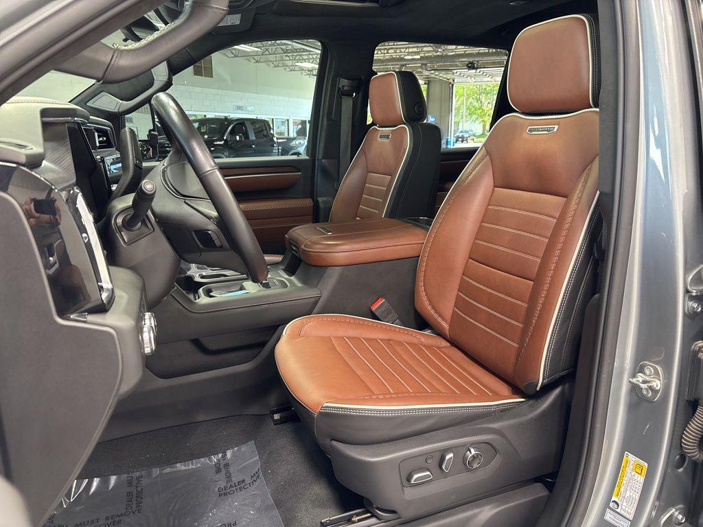 used 2025 GMC Sierra 2500 car, priced at $80,999