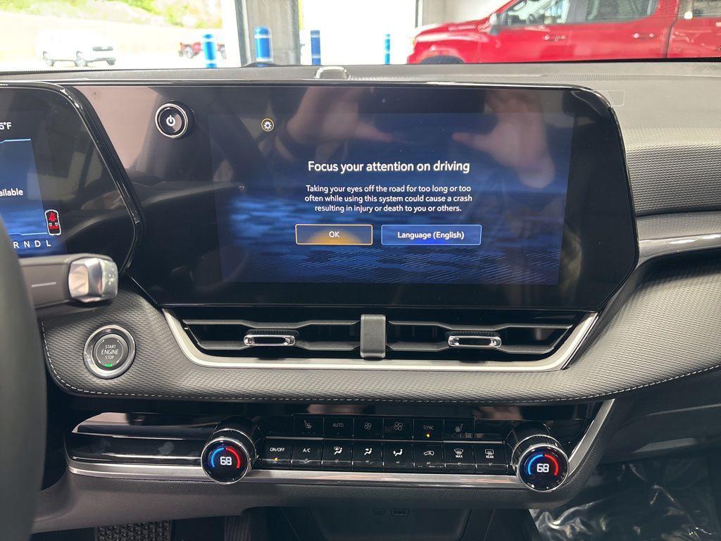 new 2026 Chevrolet Equinox car, priced at $33,990