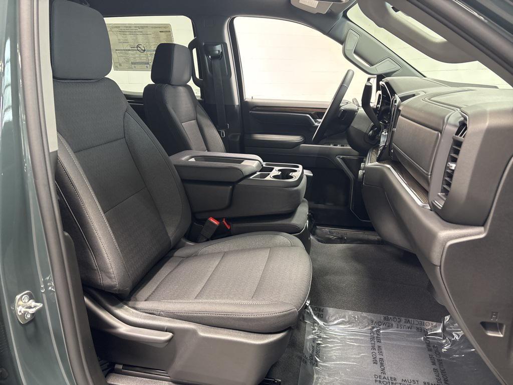 new 2026 Chevrolet Silverado 1500 car, priced at $46,690