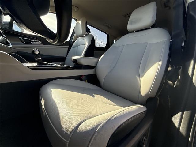 used 2024 Kia Sportage car, priced at $23,092