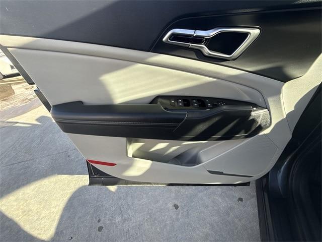 used 2024 Kia Sportage car, priced at $23,092