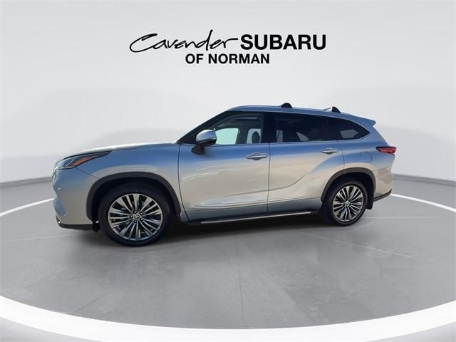 used 2021 Toyota Highlander car, priced at $33,831