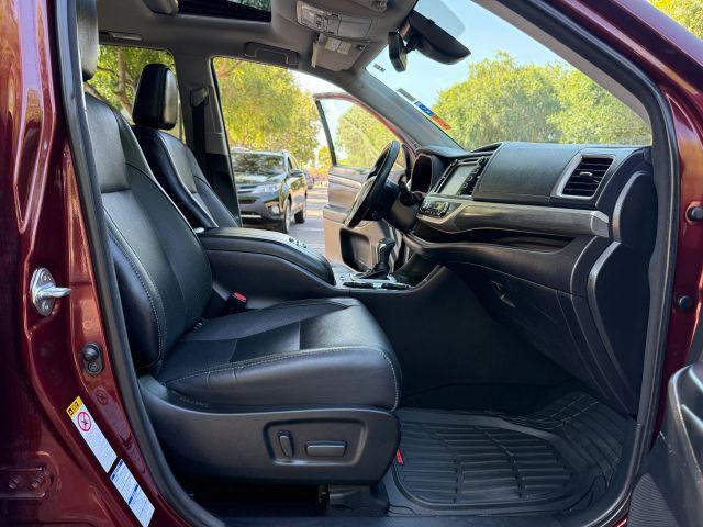 used 2017 Toyota Highlander car, priced at $24,798