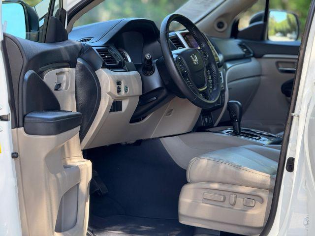 used 2018 Honda Pilot car, priced at $22,912