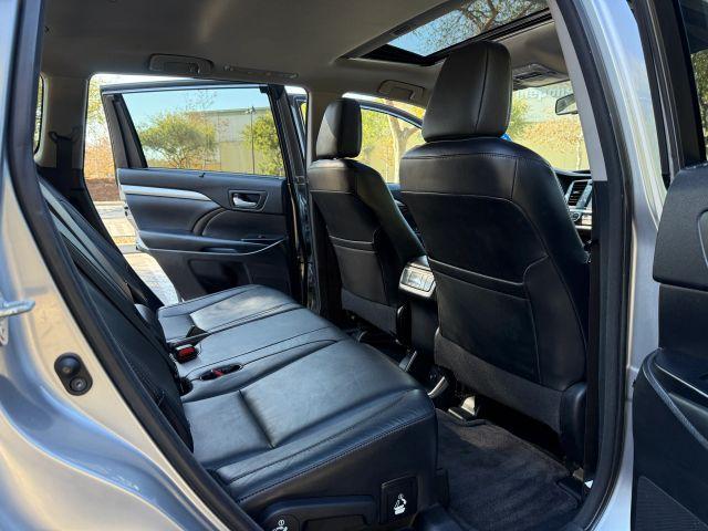 used 2015 Toyota Highlander car, priced at $19,999