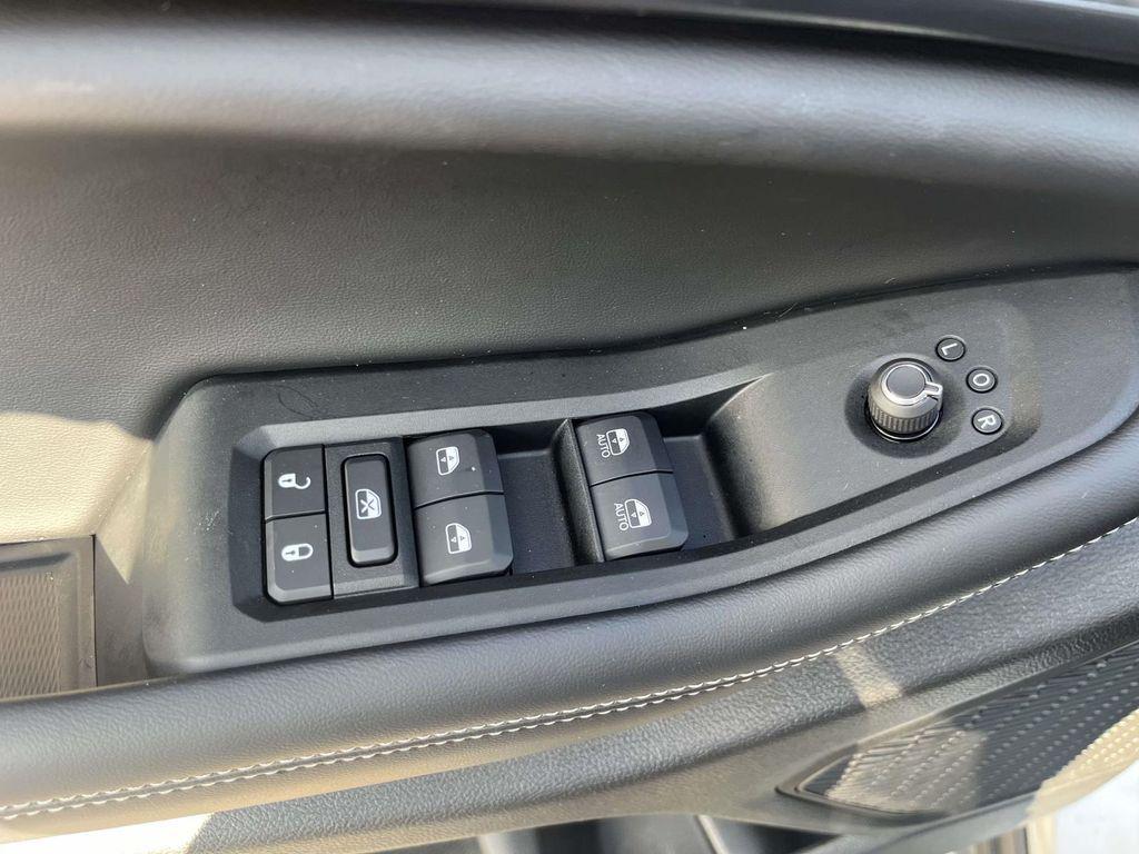 new 2025 Jeep Grand Cherokee car, priced at $36,746