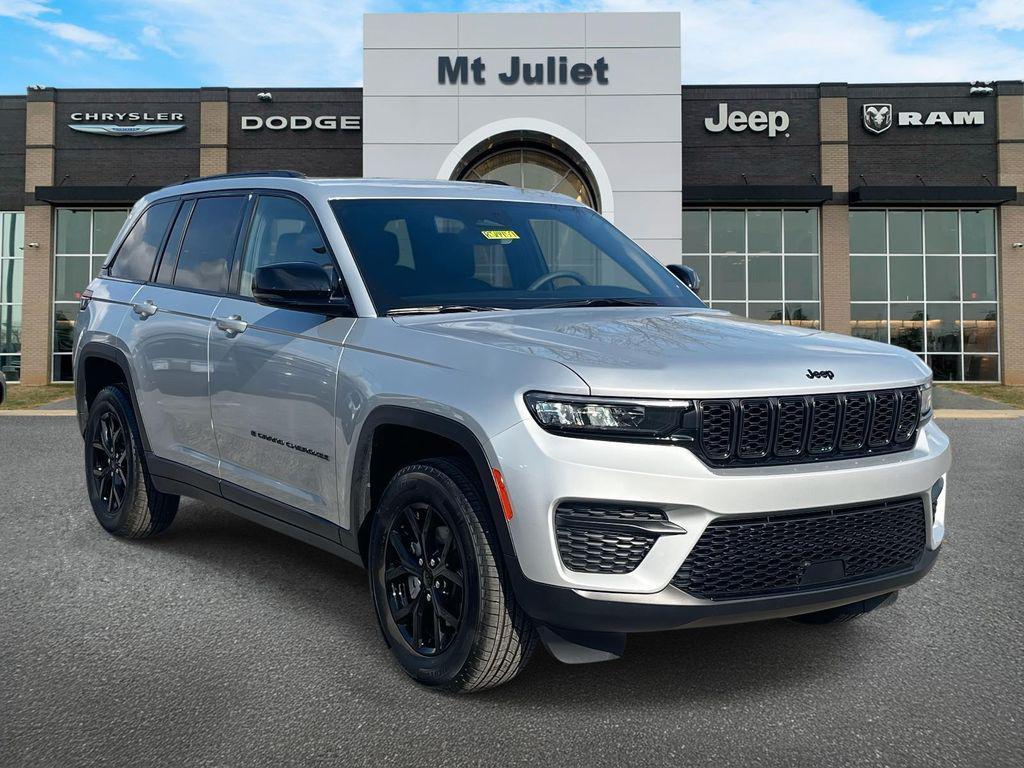 new 2025 Jeep Grand Cherokee car, priced at $36,746