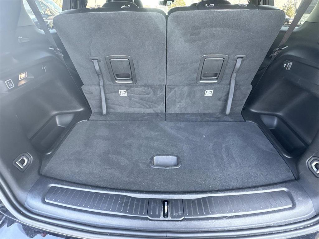 used 2024 Jeep Grand Cherokee L car, priced at $34,996