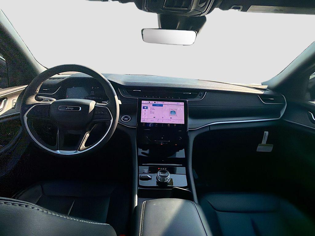 new 2025 Jeep Grand Cherokee L car, priced at $43,998