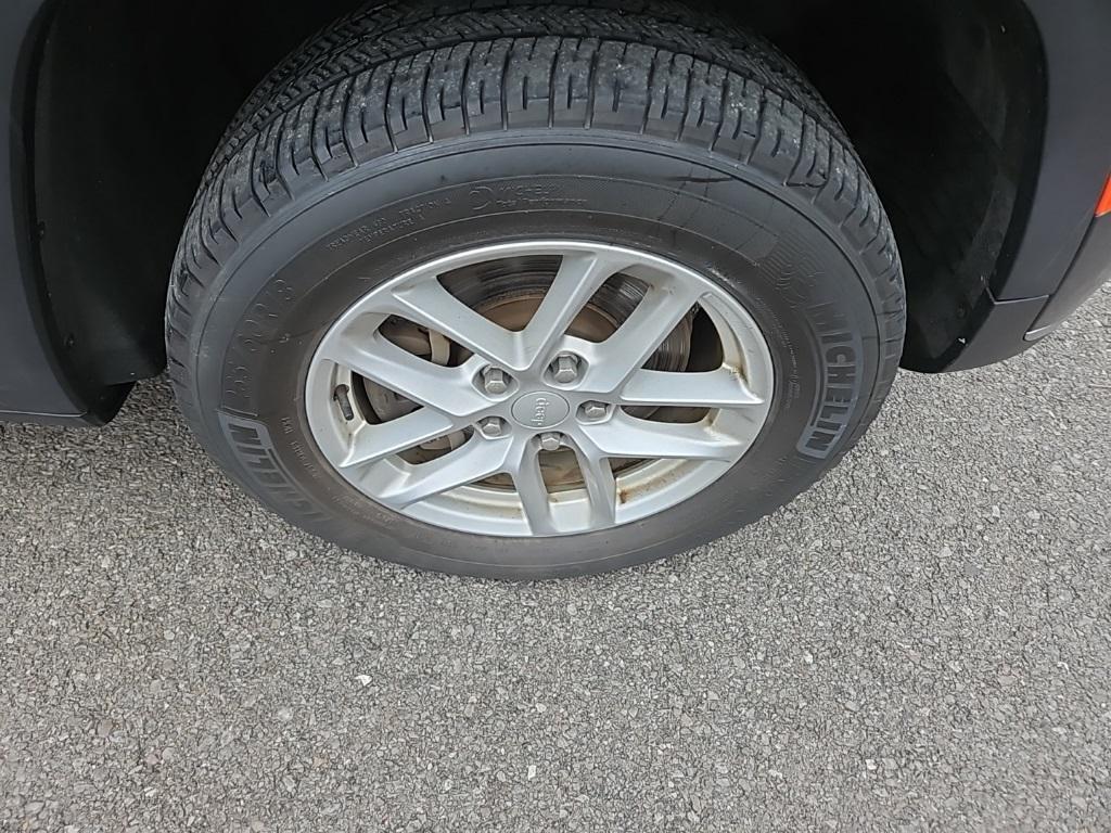 used 2021 Jeep Grand Cherokee L car, priced at $23,946