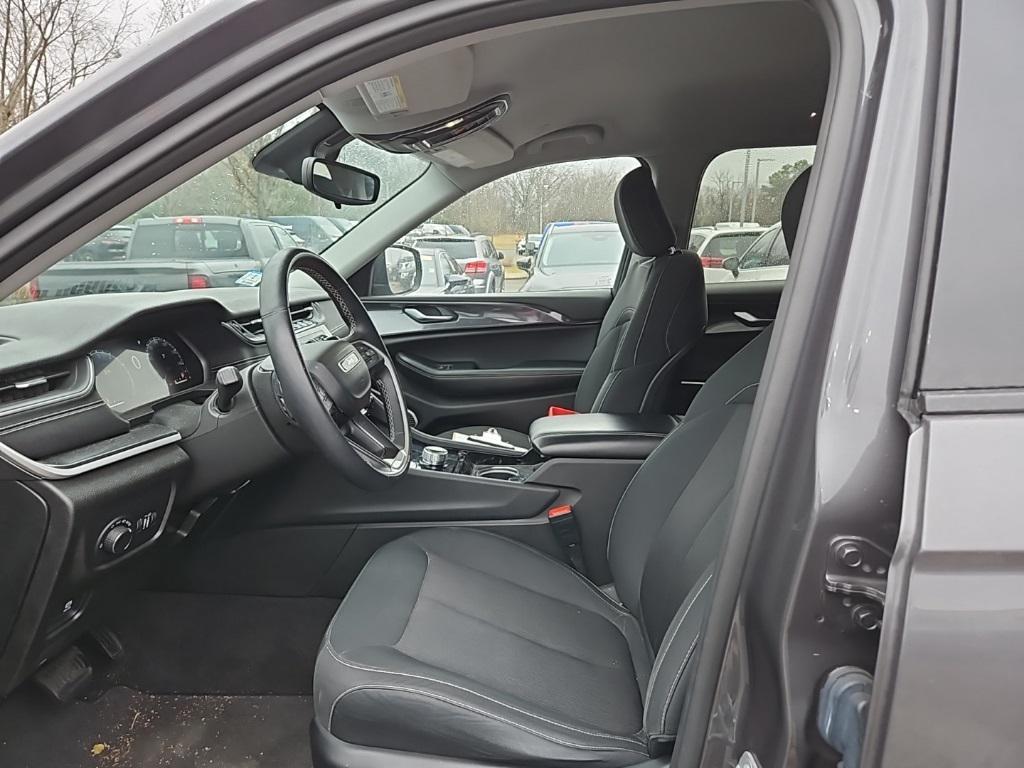 used 2021 Jeep Grand Cherokee L car, priced at $23,946