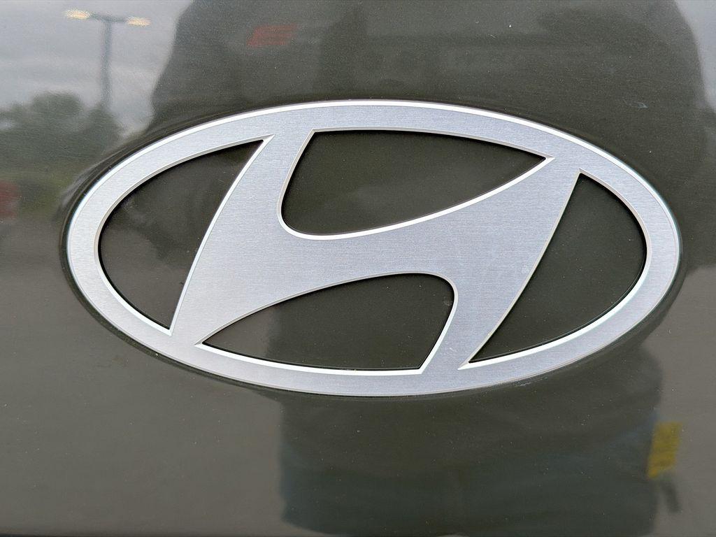 used 2025 Hyundai Santa Fe car, priced at $32,880