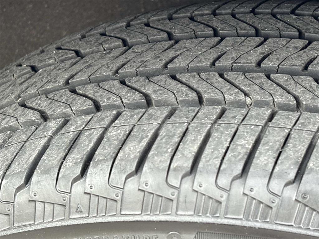 used 2024 Chevrolet Equinox car, priced at $19,435