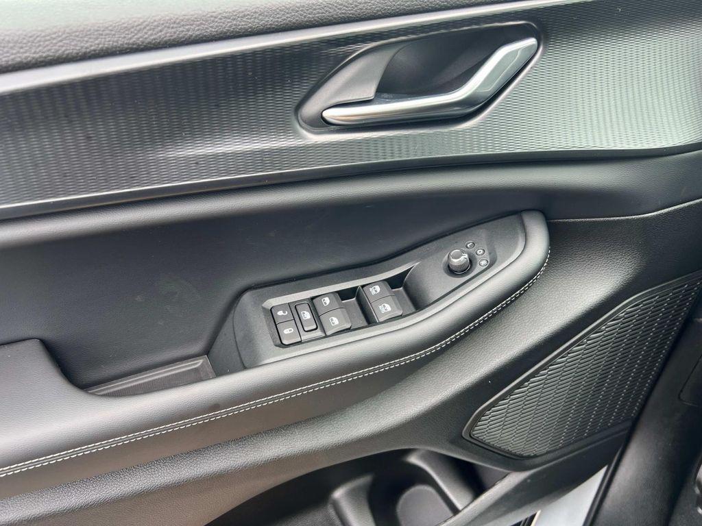 new 2025 Jeep Grand Cherokee car, priced at $35,887