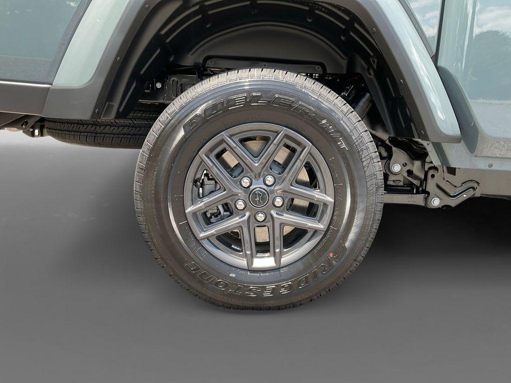 new 2025 Jeep Gladiator car, priced at $40,749