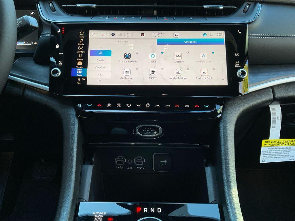 new 2026 Jeep Grand Cherokee car, priced at $44,946