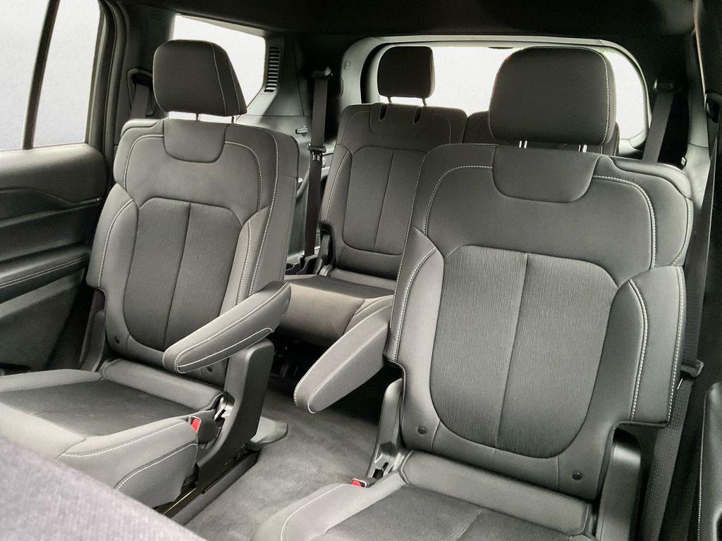 new 2025 Jeep Grand Cherokee L car, priced at $40,876