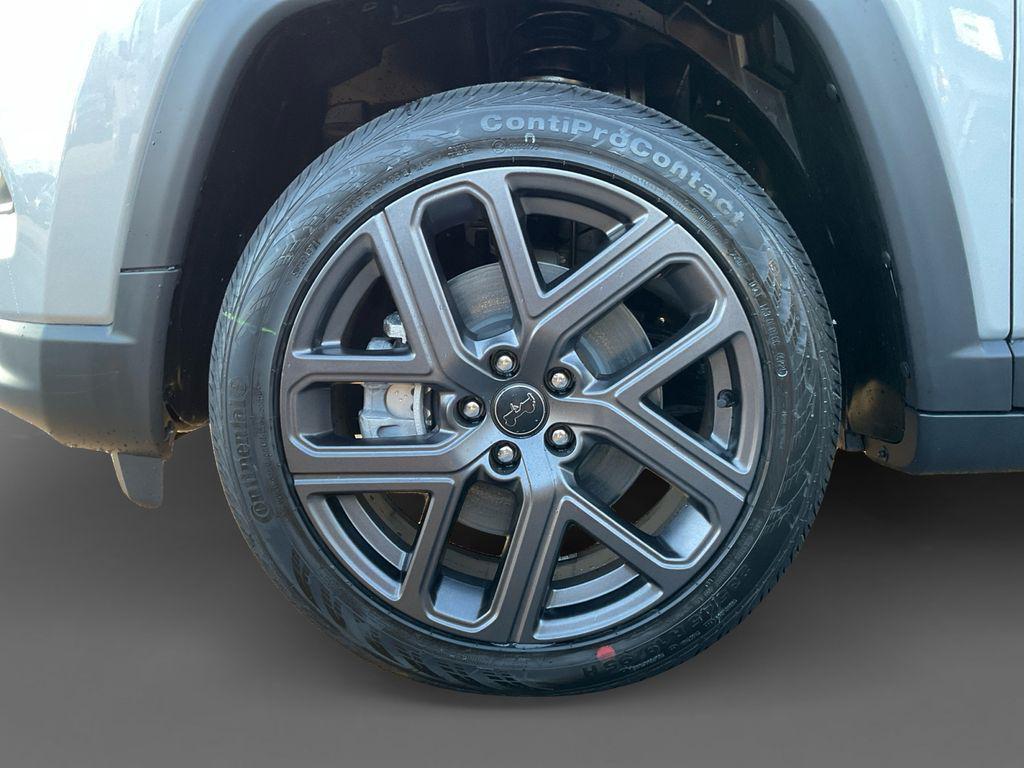 new 2026 Jeep Compass car, priced at $30,041