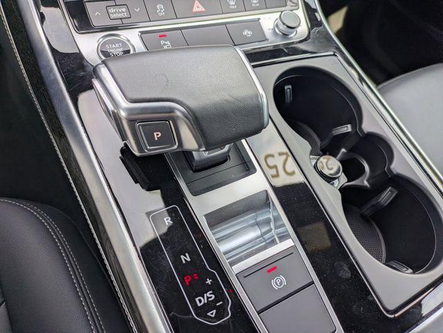 used 2025 Audi Q7 car, priced at $46,376