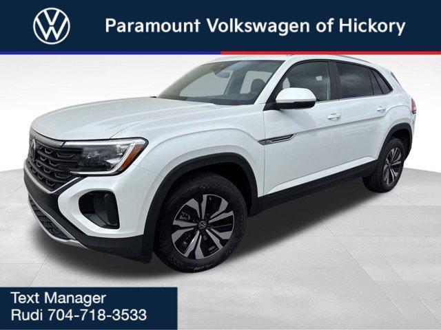 new 2026 Volkswagen Atlas Cross Sport car, priced at $40,636