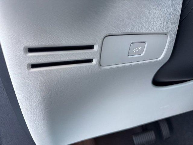 used 2024 Volvo XC40 car, priced at $32,998