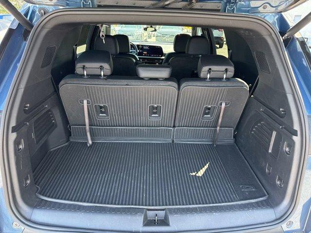 used 2025 Chevrolet Traverse car, priced at $38,665